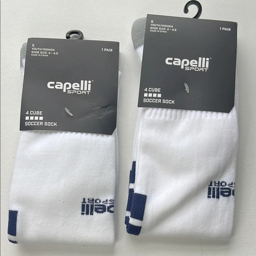 Capelli of New York White and Navy Athletic Socks